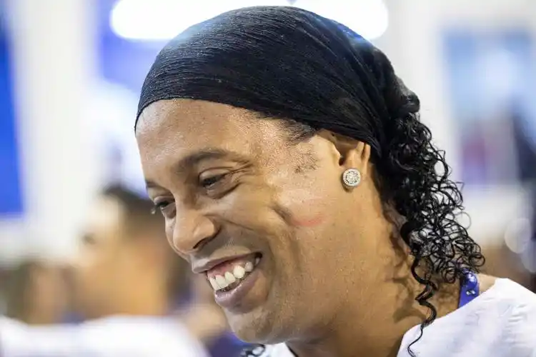 且足以成为 且足以成为