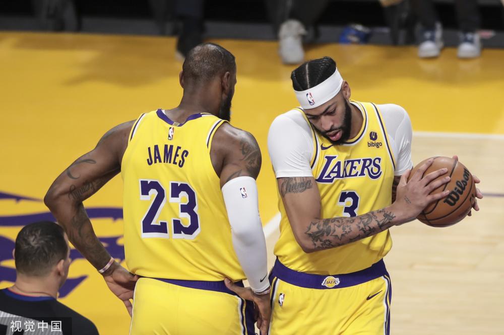 主席在公开 主席在公开