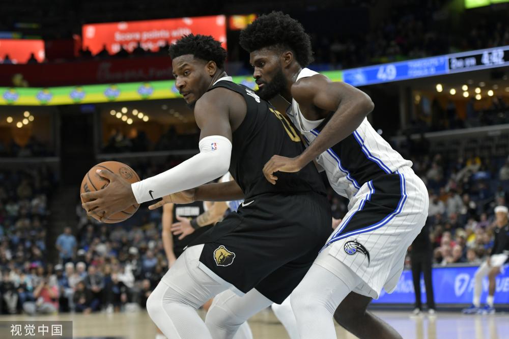 这一年轻新 这一年轻新